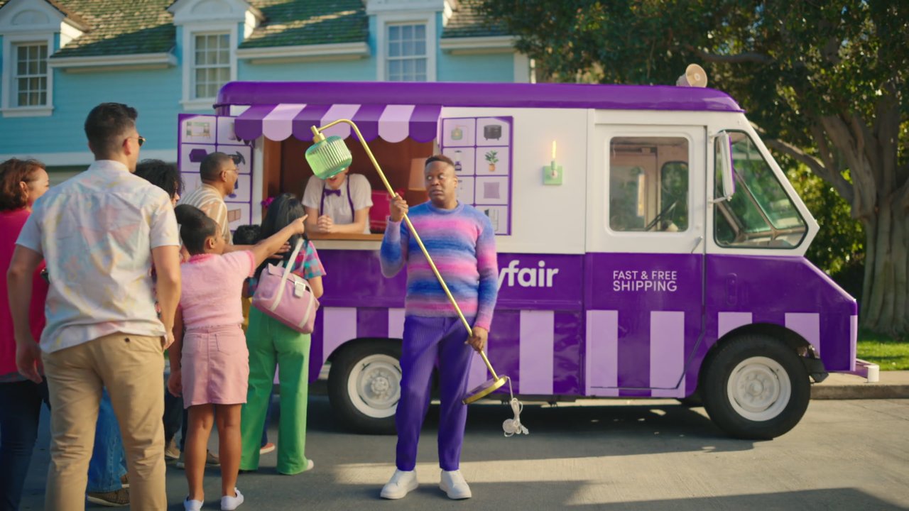Wayfair Delivery Truck